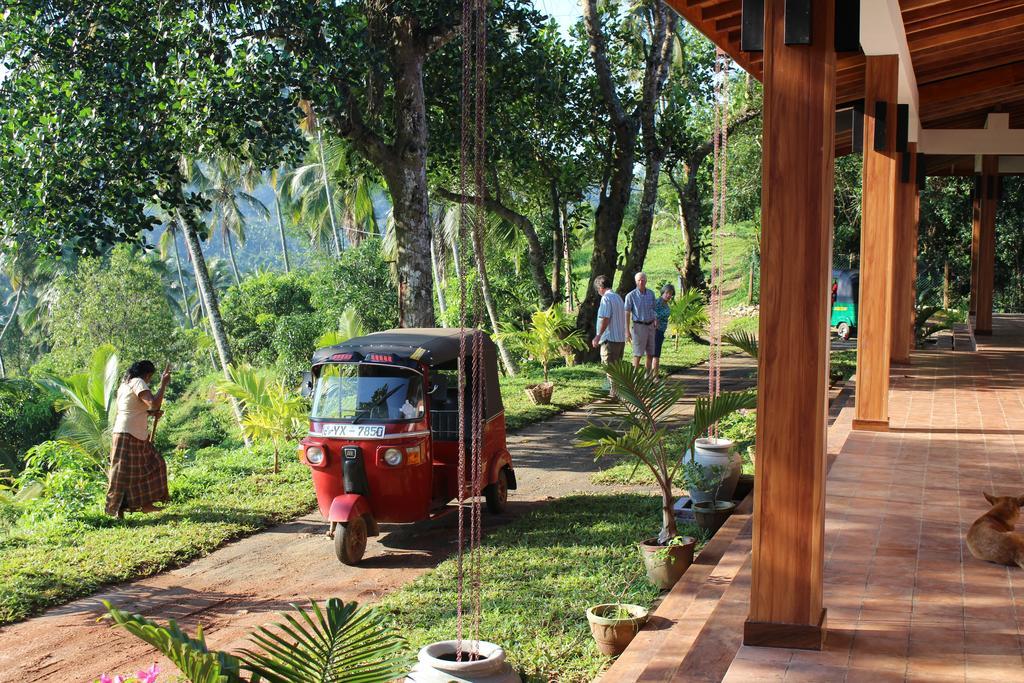 Jim's Farm Villas Madawala Exterior foto